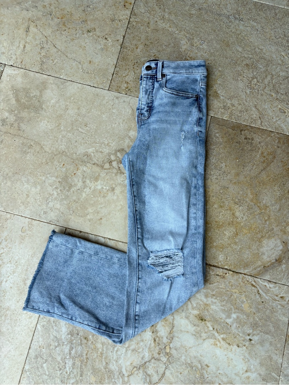 women’s Buckle Black Jeans 25x30  classic straight fit